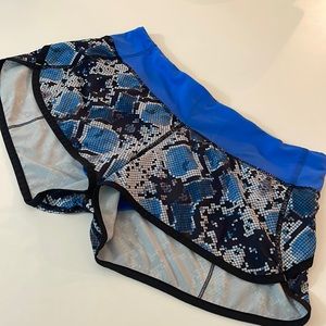 Lululemon Speed Up Short Size 6